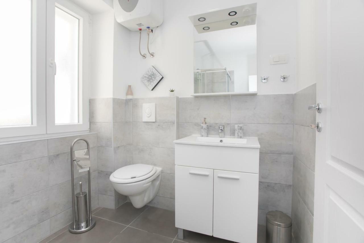 Aurum Apartment Sibenik Bagian luar foto